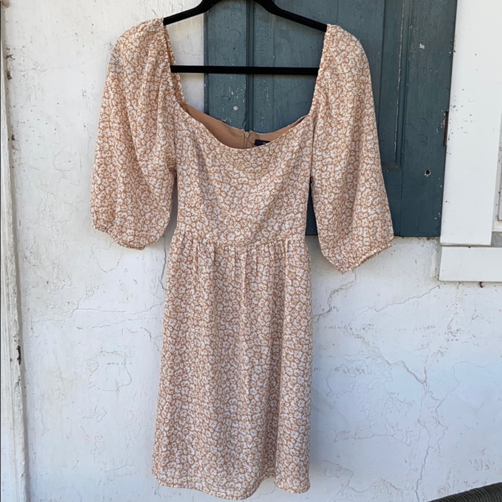 Square neck puff sleeve wildflower dress